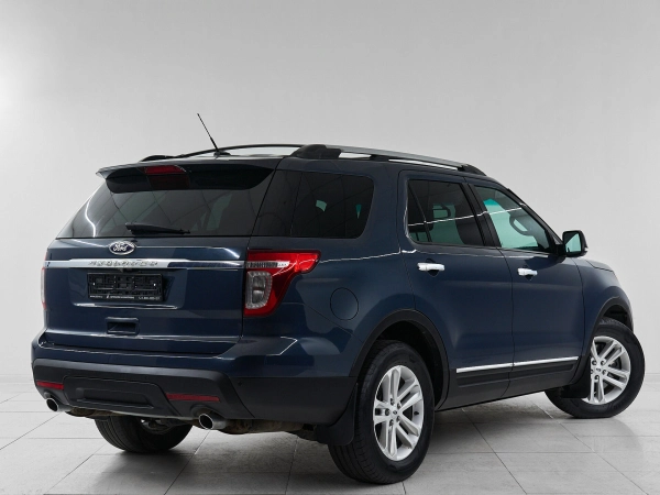 Ford Explorer, V фото №6