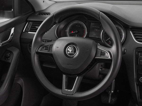 Skoda Octavia, III (A7) Рестайлинг фото №10