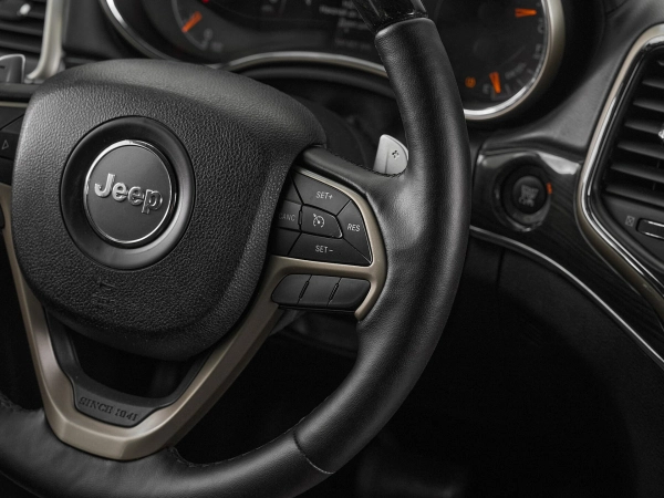 Jeep Grand Cherokee, IV (WK2) Рестайлинг фото №13