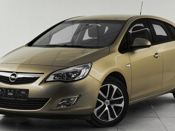 Opel Astra, J фото №1