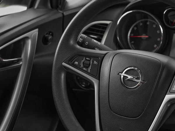 Opel Astra, J фото №11