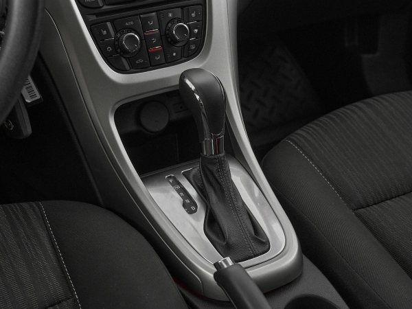 Opel Astra, J фото №16