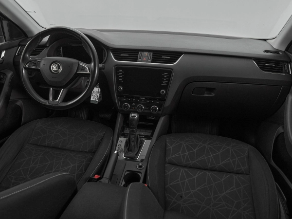 Skoda Octavia, III (A7) Рестайлинг фото №9