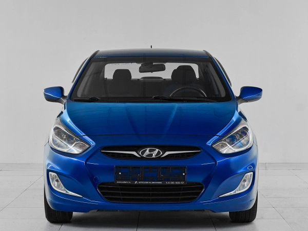 Hyundai Solaris, I фото №2