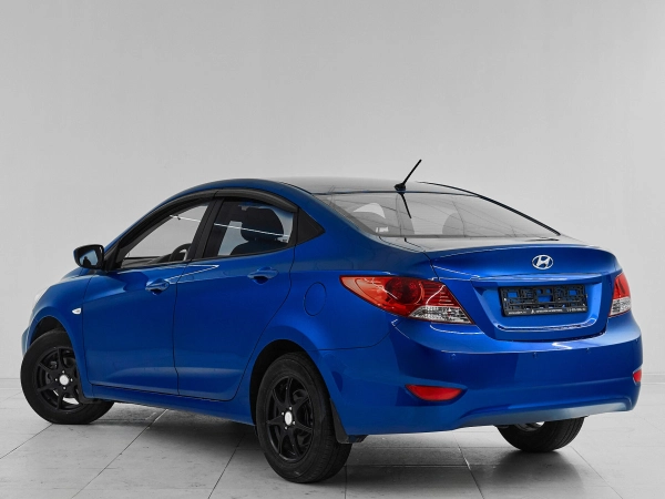 Hyundai Solaris, I фото №4