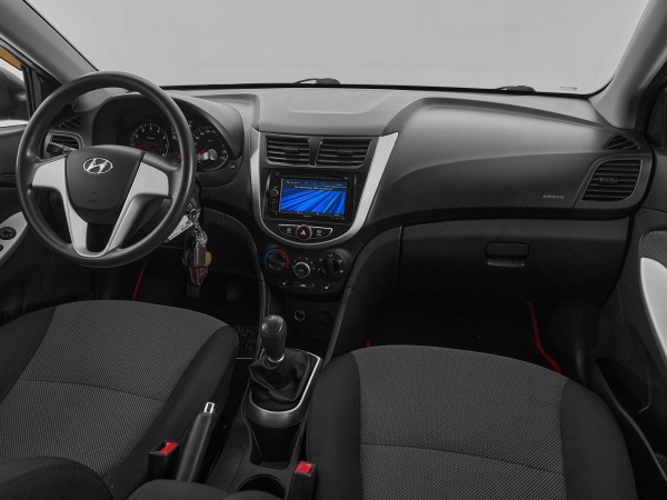 Hyundai Solaris, I фото №9