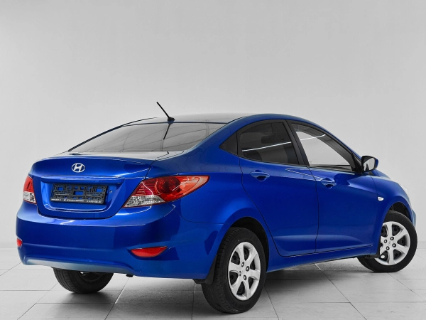 Hyundai Solaris, I фото №6