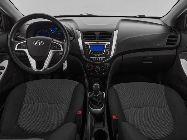 Hyundai Solaris, I фото №8