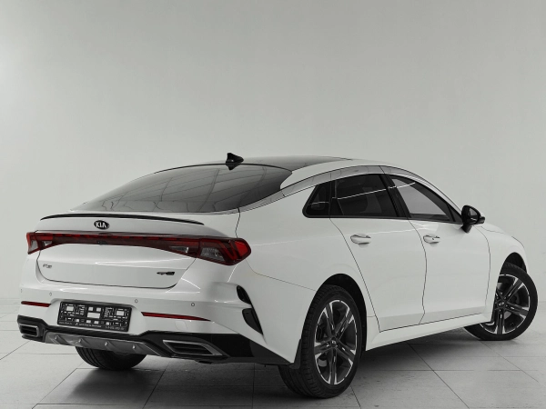 Kia K5, III фото №6