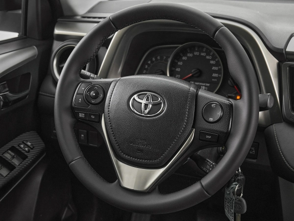 Toyota RAV4, IV (XA40) фото №10