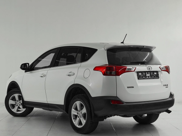 Toyota RAV4, IV (XA40) фото №4