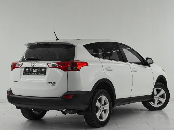 Toyota RAV4, IV (XA40) фото №6