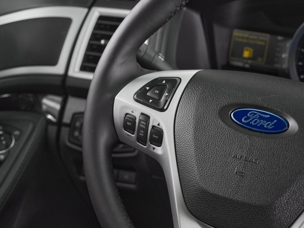 Ford Explorer, V фото №12