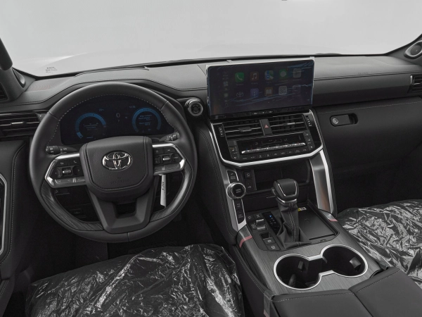 Toyota Land Cruiser, 300 Series фото №8