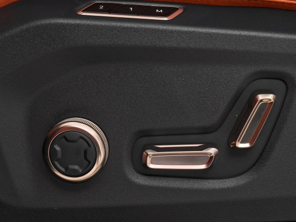Lynk & Co 900, I фото №16
