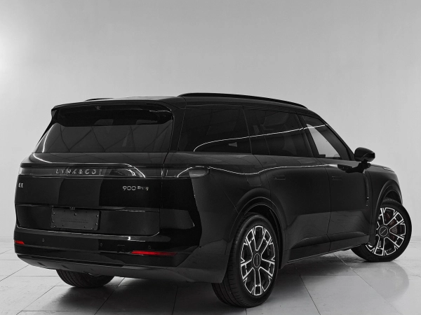 Lynk & Co 900, I фото №6