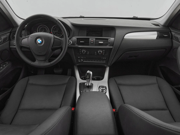 BMW X3, II (F25) фото №8