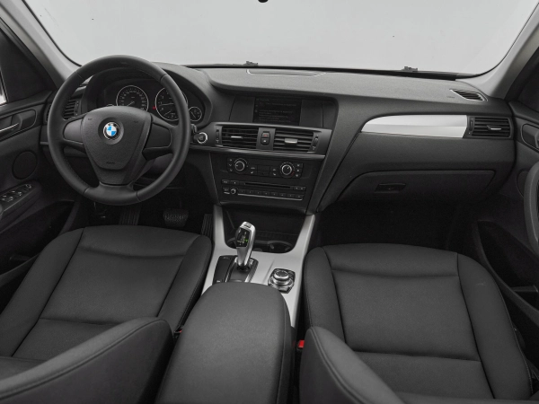 BMW X3, II (F25) фото №9