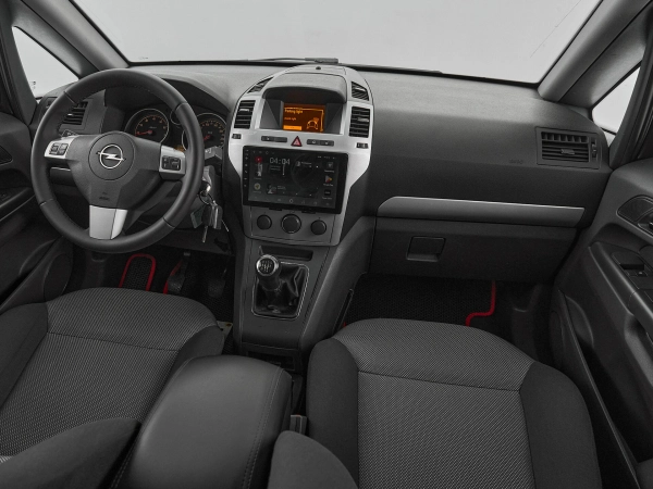Opel Zafira, B Рестайлинг фото №9