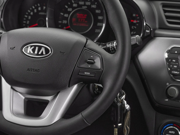 Kia Rio, III фото №12