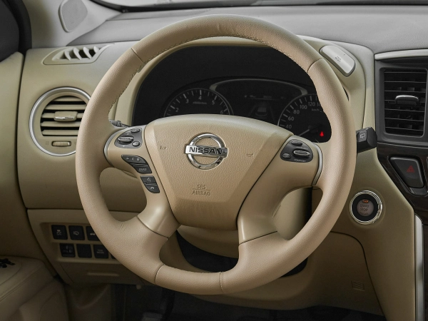 Nissan Pathfinder, IV фото №12