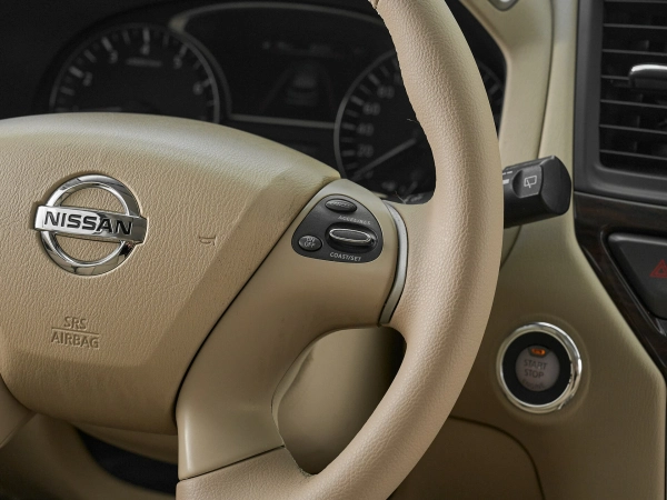 Nissan Pathfinder, IV фото №14