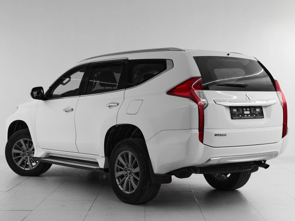 Mitsubishi Pajero Sport, III фото №4