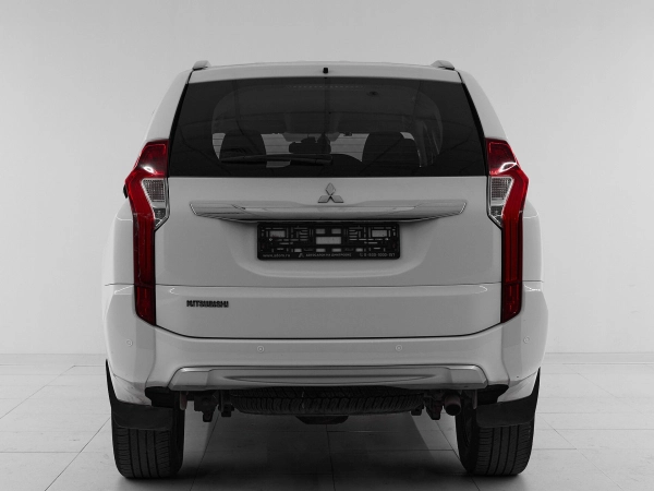 Mitsubishi Pajero Sport, III фото №5