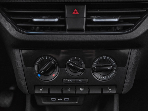 Skoda Rapid, II фото №13