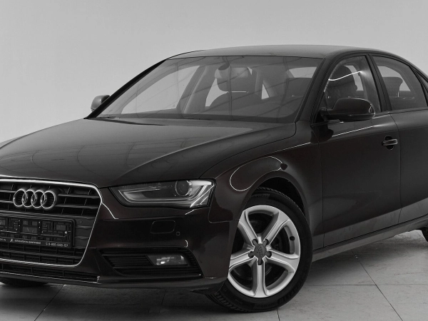 Audi A4, IV (B8) Рестайлинг фото №1