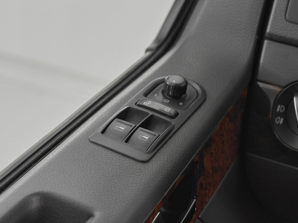 Volkswagen Multivan, T5 Рестайлинг фото №14