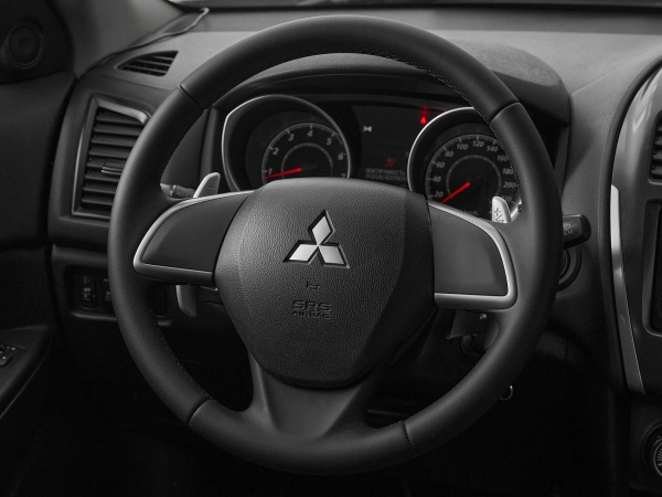 Mitsubishi ASX, I Рестайлинг фото №10