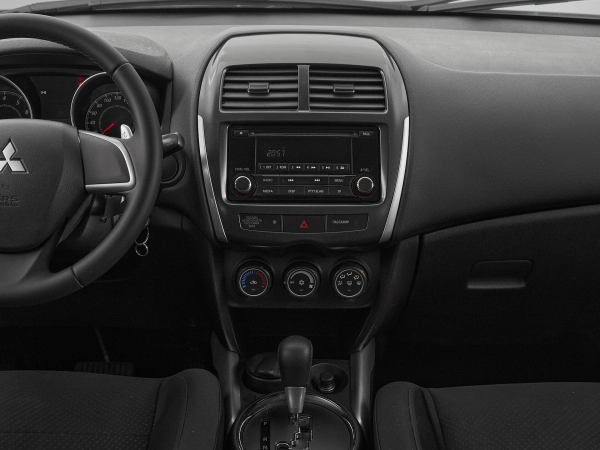 Mitsubishi ASX, I Рестайлинг фото №13
