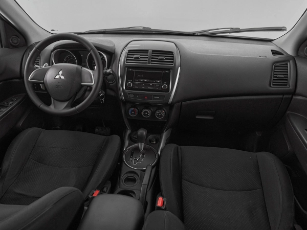 Mitsubishi ASX, I Рестайлинг фото №9