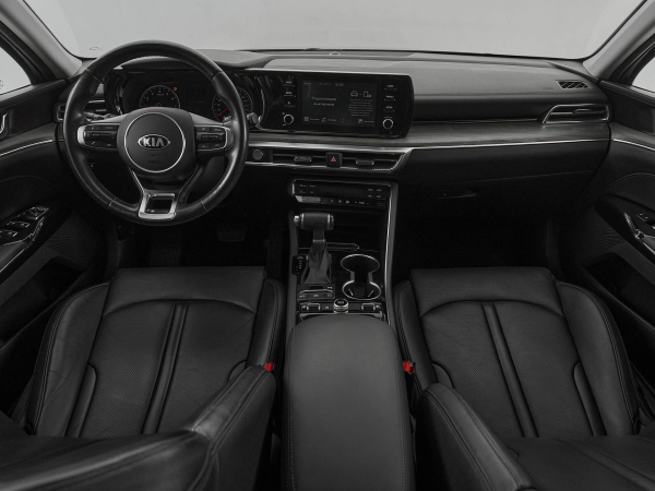 Kia K5, III фото №8