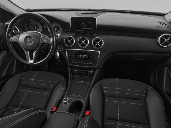 Mercedes-Benz A-Класс, III (W176) фото №9