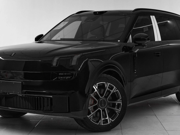 Lynk & Co 900, I фото №1