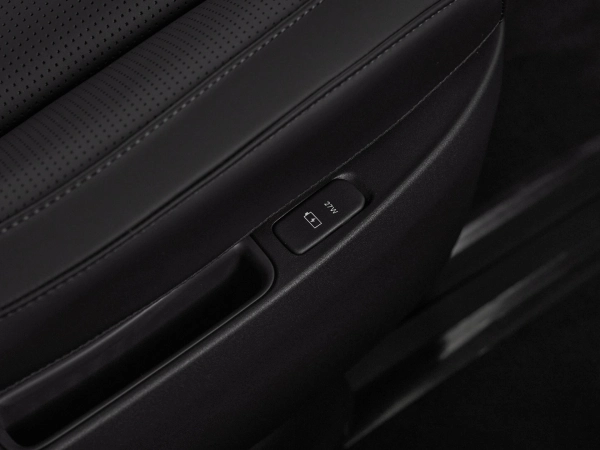 Lynk & Co 900, I фото №24