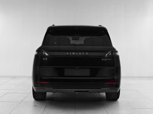 Lynk & Co 900, I фото №5