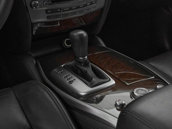 Infiniti JX, I фото №12