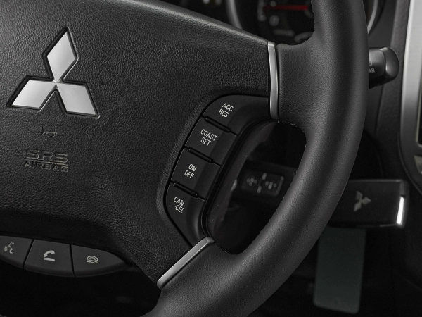 Mitsubishi Pajero, IV Рестайлинг 2 фото №13