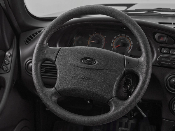 Lada (ВАЗ) Niva Travel, I фото №10
