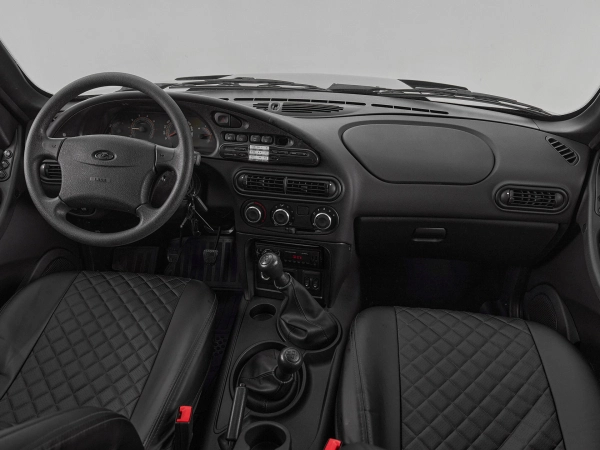 Lada (ВАЗ) Niva Travel, I фото №9