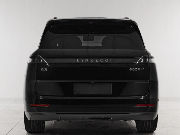 Lynk & Co 900, I фото №5