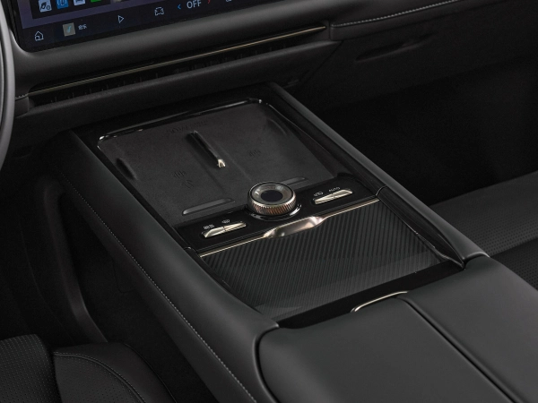 Lynk & Co 900, I фото №18