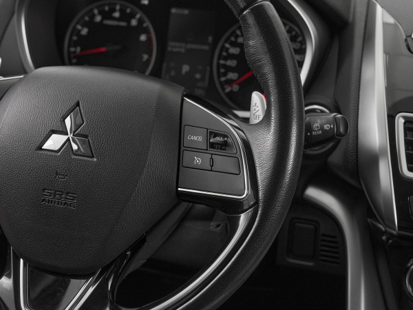 Mitsubishi Eclipse Cross, I фото №12