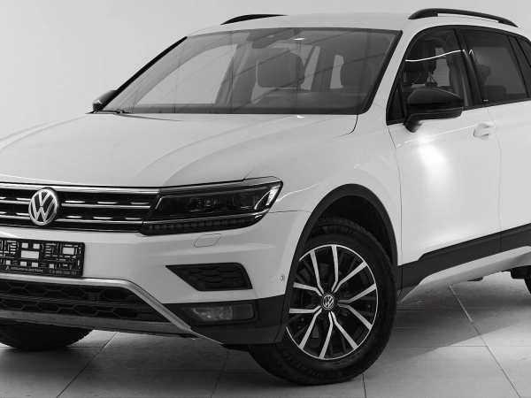 Volkswagen Tiguan, II фото №1