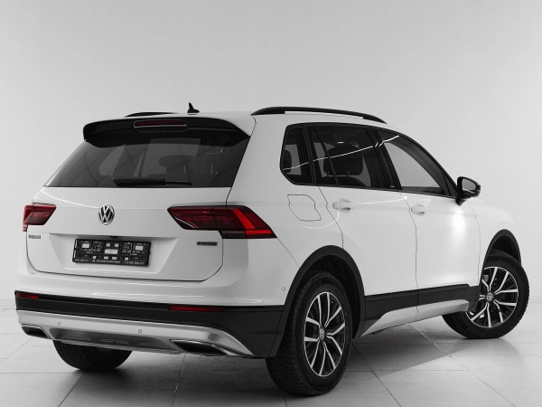 Volkswagen Tiguan, II фото №6
