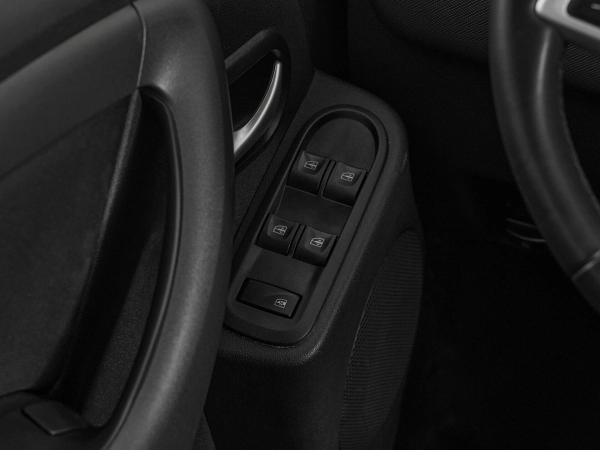 Renault Duster, I Рестайлинг фото №13
