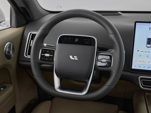 Li Auto (Lixiang) L6, I фото №11